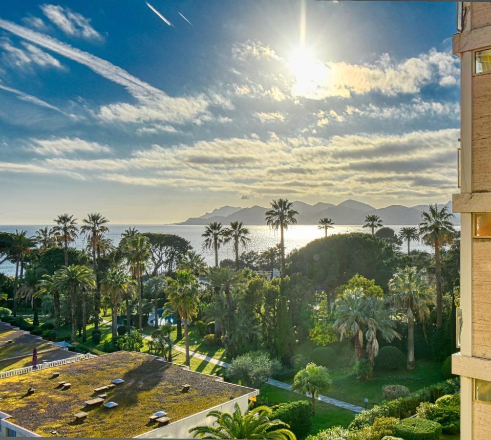 كان Guestready - Sunny Apartment With Magnificent View Of Plage Du Midi Beach المظهر الخارجي الصورة