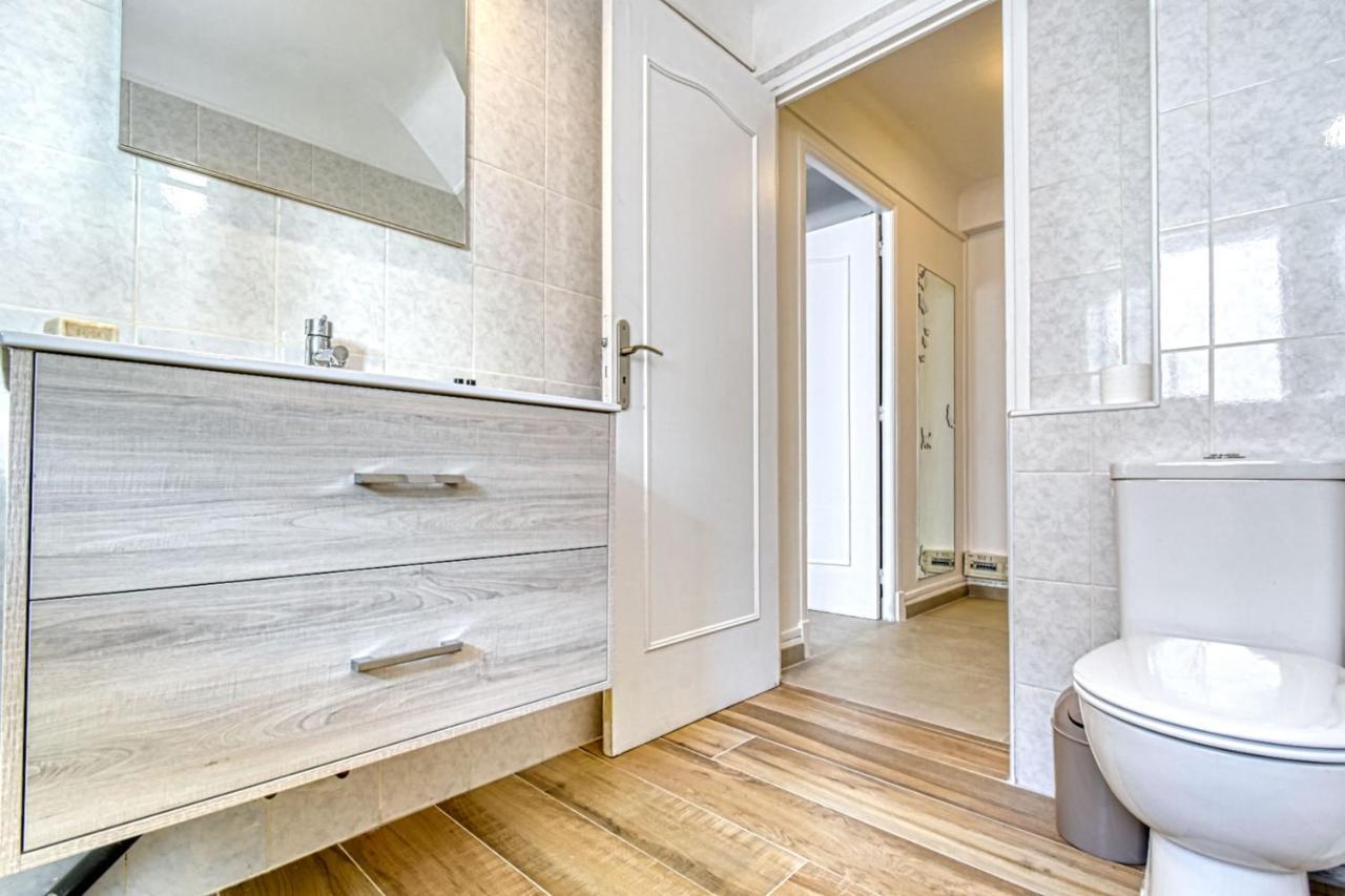 كان Guestready - Sunny Apartment With Magnificent View Of Plage Du Midi Beach المظهر الخارجي الصورة